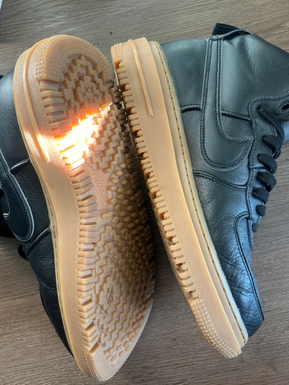 Nike Black High-Top GORE-TEX Sneakers with Gum Sole - Picture 5 of 6
